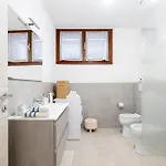 Laura Prázdninový dům *
