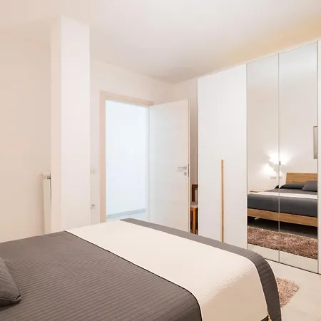 Laura בארי סארדו